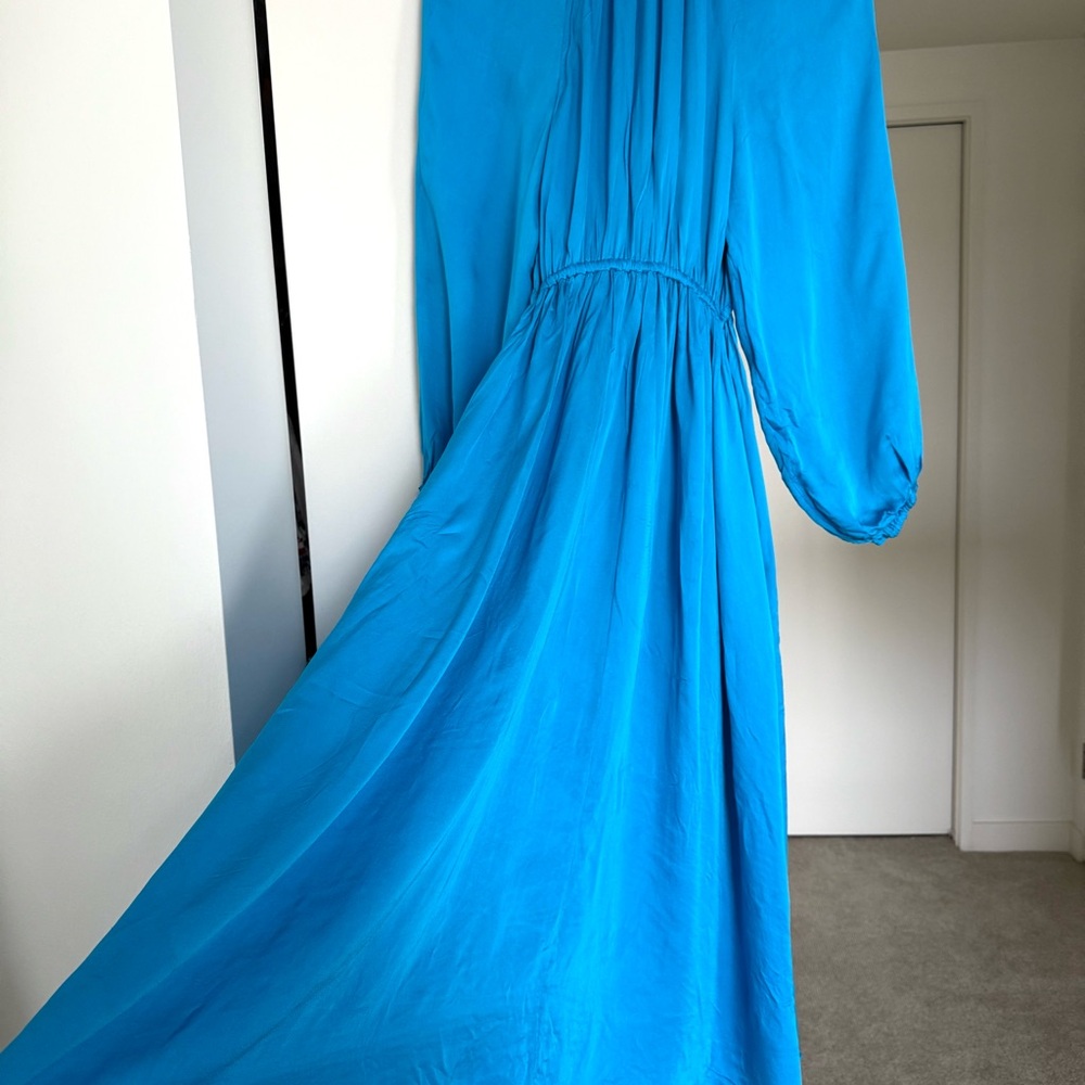 Rhode Mai Gathered Open-Back Crepe Midi Dress. Retail price: $435. XS size. - Picture 12 of 16